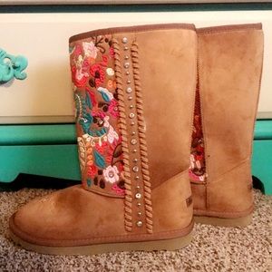 Ugg boots Montana West sz 8